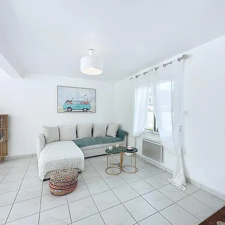 Holiday home Lagadenn Jolie Maison T4 Terrasse Jardin Clos *