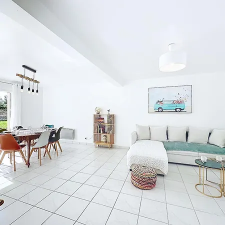 Lagadenn Jolie Maison T4 Terrasse Jardin Clos Holiday home *