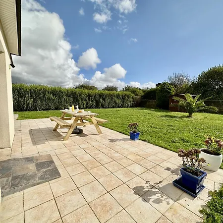 Lagadenn Jolie Maison T4 Terrasse Jardin Clos Holiday home